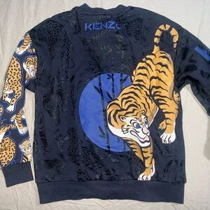 Kenzo Men's Navy and Yellow Tiger Sweater